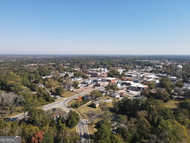 $1,400 | 59 Sloan Street, Unit A, McDonough, GA 30253