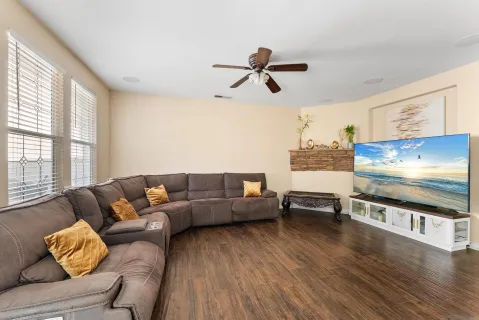$1,300,000 | 13886-88 Cheryl Creek Drive, El Cajon, CA 92021