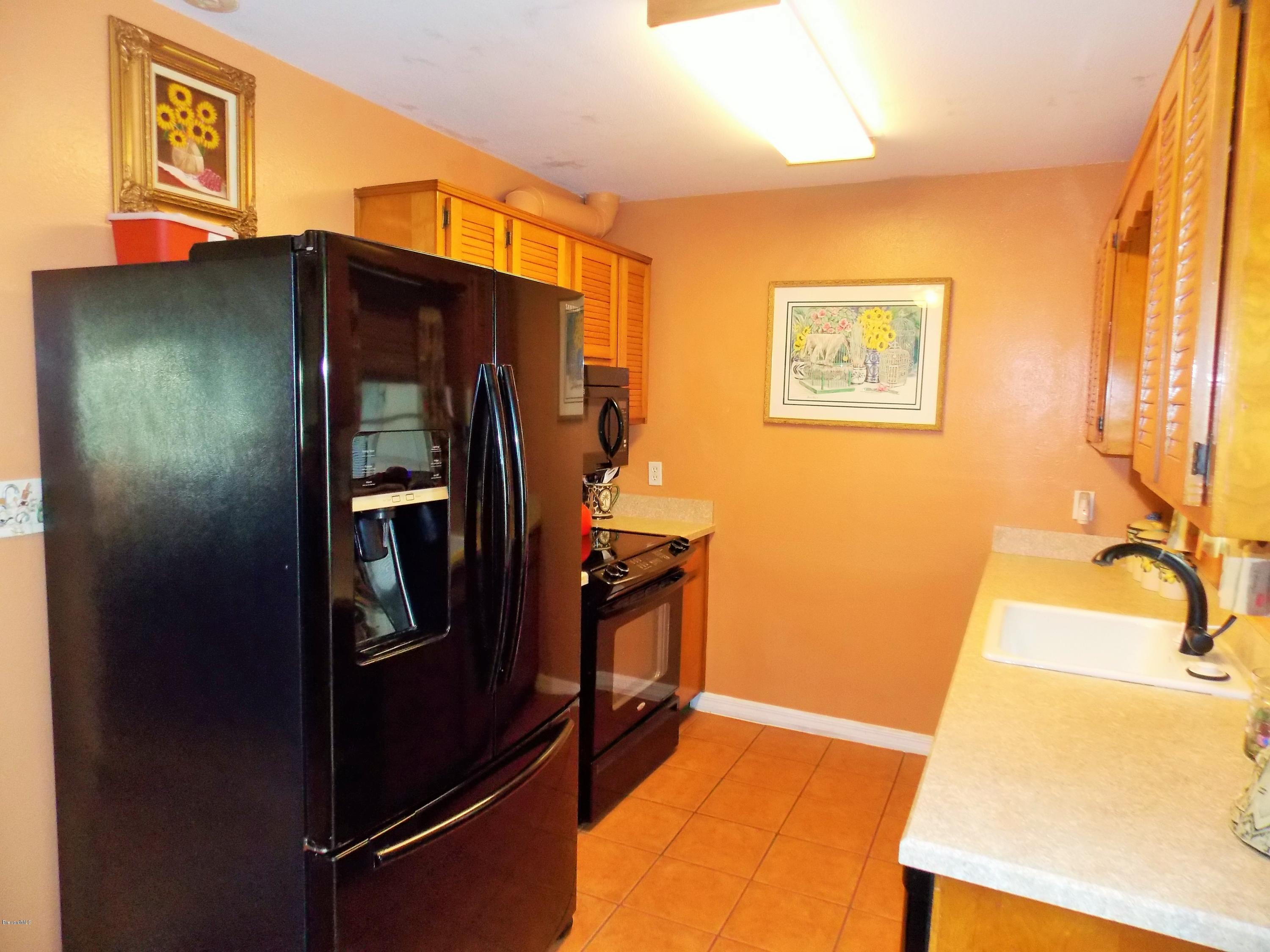 2377 Sarno Road Melbourne, FL 32935 - Photo 3 of 11 Kitchen
