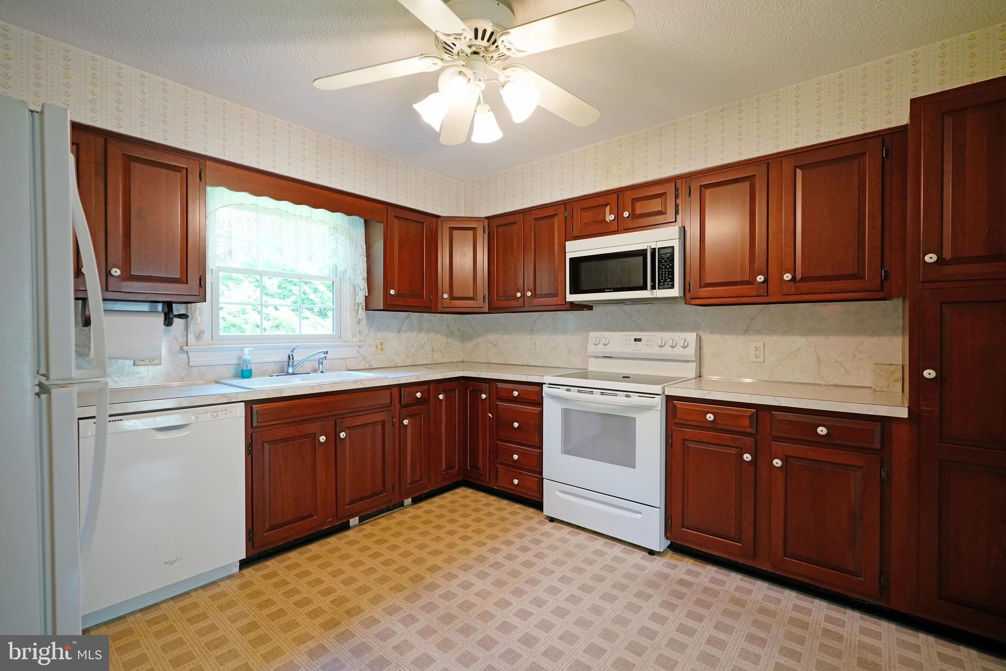 102 Bradley Lane Lewes, DE 19958 - Photo 10 of 29 Gallery Image 10
