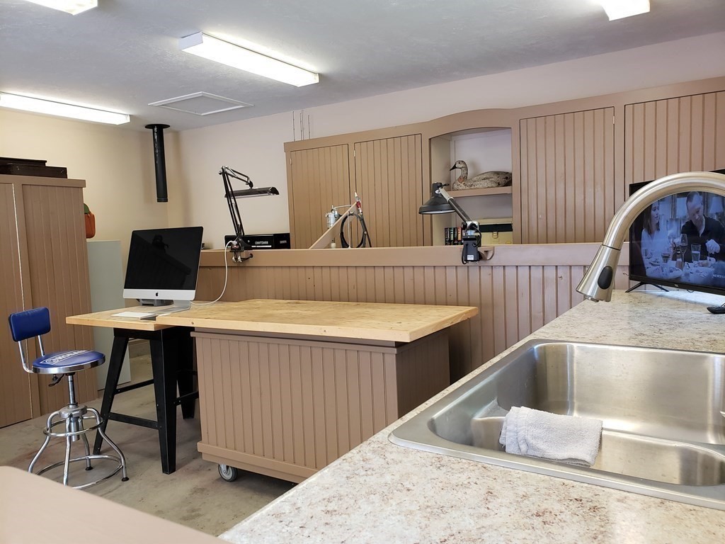 53 Pontoosic Road Westfield, MA 01085 - Photo 36 of 37 Gallery Image 36