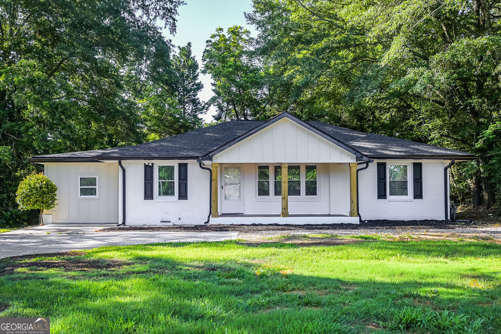 1806 Maple Street Carrollton, GA 30117 - Photo 1 of 33