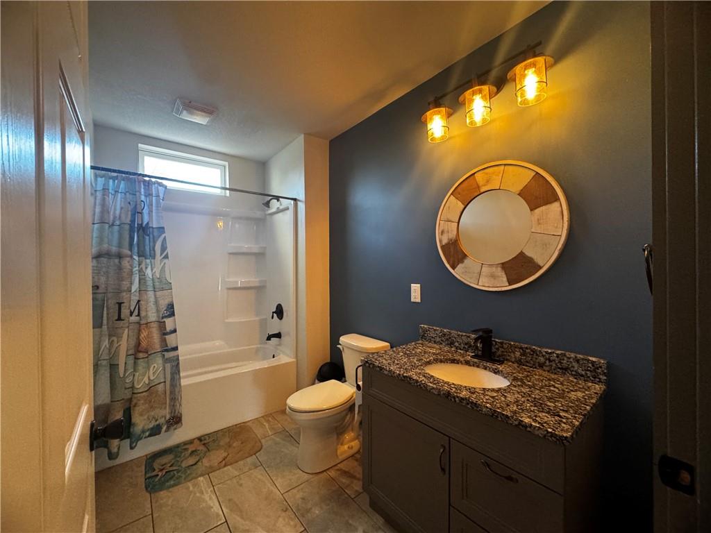 124 West 5th Street Adrian, MO 64720 - Photo 10 of 28