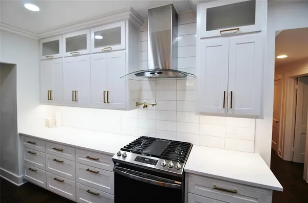 $2,850 | 806 Bryson Street, Waxahachie, TX 75165