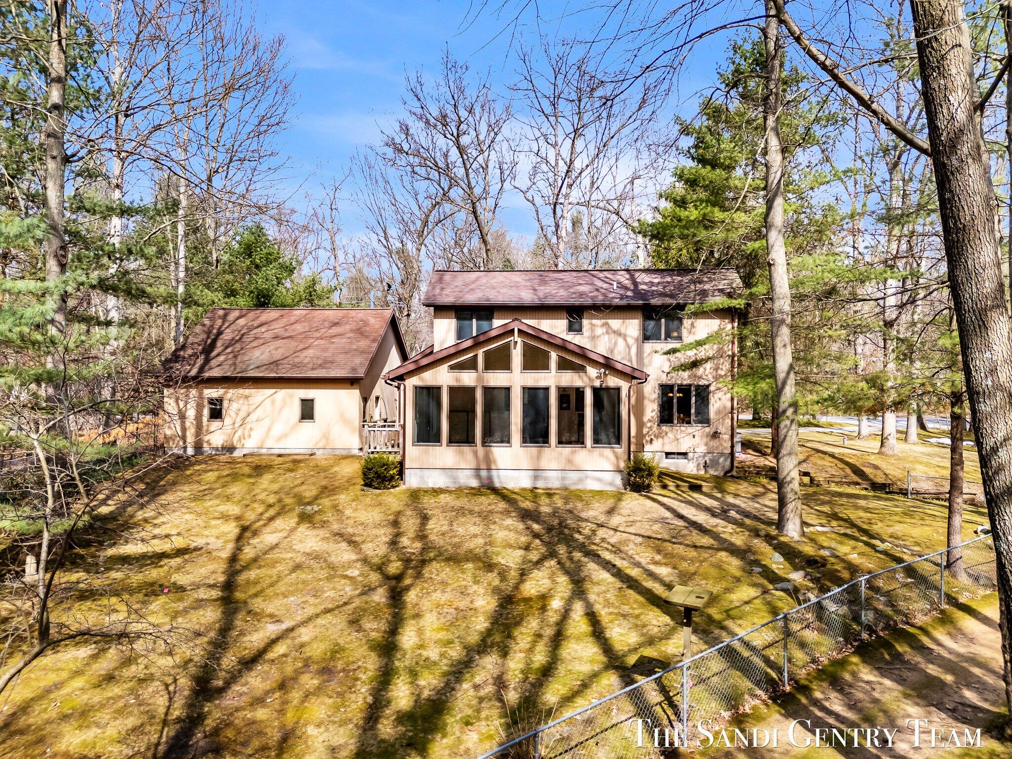 15212 Hickory Street Spring Lake, MI 49456 - Photo 38 of 53 41-DJI_20250314132850_0616_D