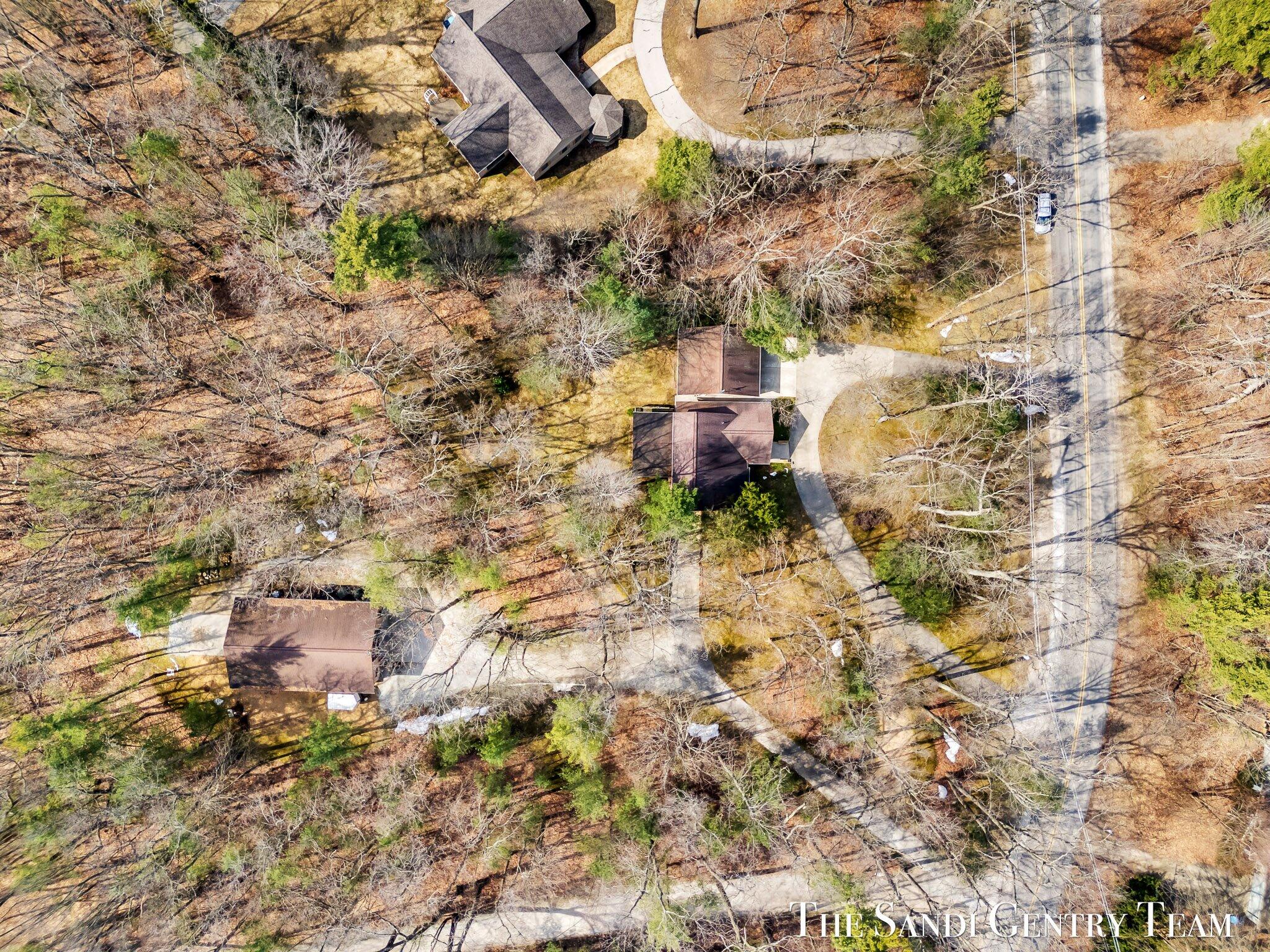 15212 Hickory Street Spring Lake, MI 49456 - Photo 48 of 53 48-DJI_20250314132015_0577_D