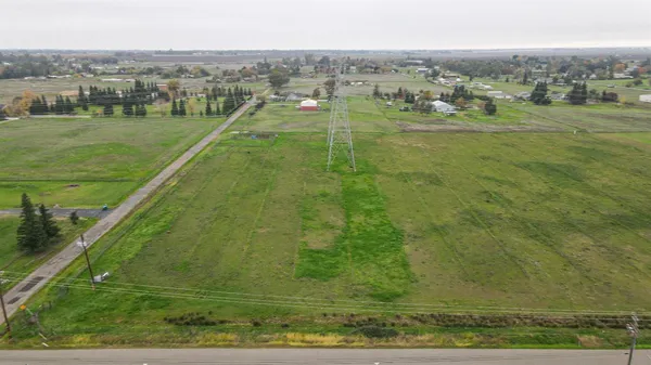 $395,000 | 12291 Hobday Road, Wilton, CA 95693