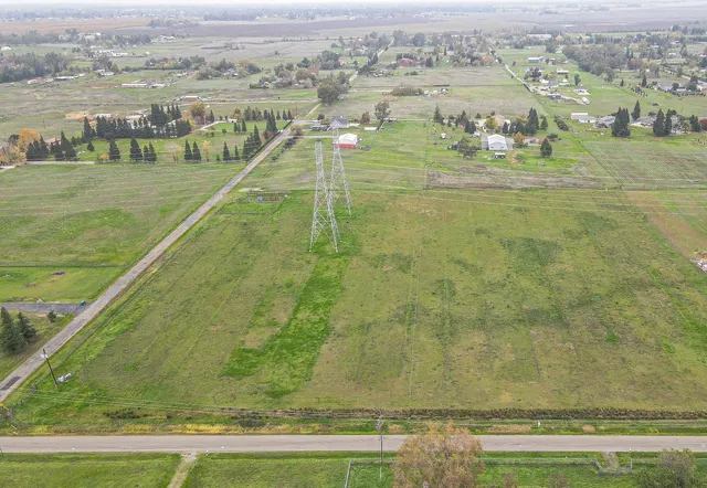 a view of a lake with a mountain