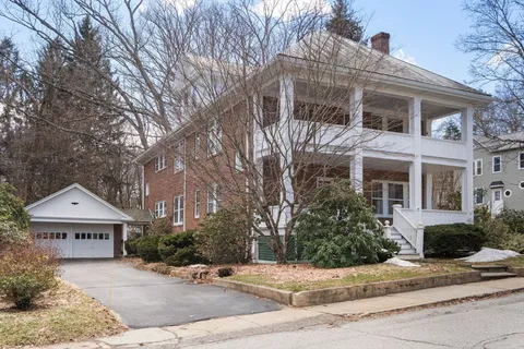 $520,000 | 89-91 Hartwell Street, Southbridge, MA 01550