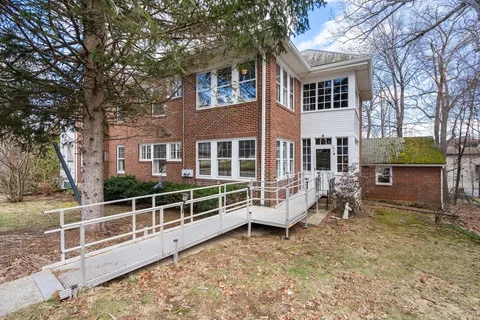 $520,000 | 89-91 Hartwell Street, Southbridge, MA 01550