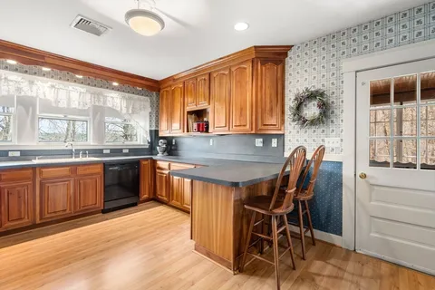 $520,000 | 89-91 Hartwell Street, Southbridge, MA 01550