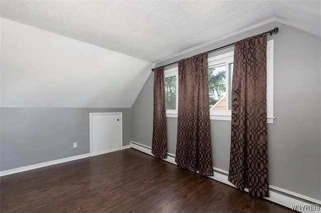 $2,400 | 108 Jenell Drive, Grand Island, NY 14072