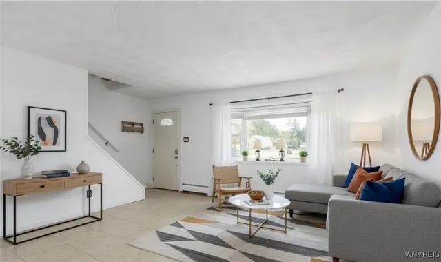 $2,400 | 108 Jenell Drive, Grand Island, NY 14072