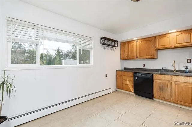 $2,400 | 108 Jenell Drive, Grand Island, NY 14072