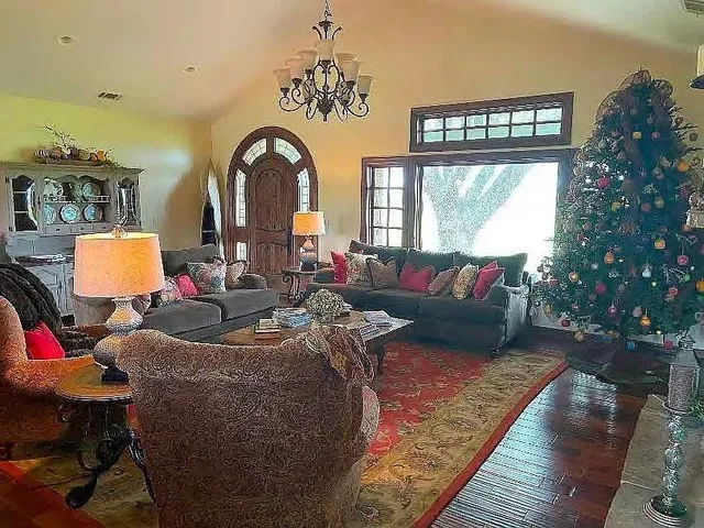 $1,395,000 | 14803 Farm To Market Road 322, Elkhart, TX 75839