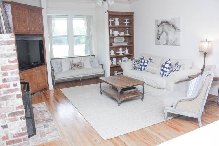 581 Country Club Road Fairview, TX 75069 - Photo 13 of 39 Cozy family room open to the kitchen.