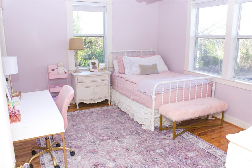 581 Country Club Road Fairview, TX 75069 - Photo 30 of 39 Secondary bedroom.