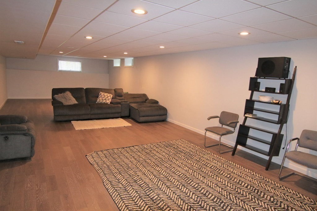 7 Reservoir Road Southwick, MA 01077 - Photo 19 of 28 Gallery Image 19
