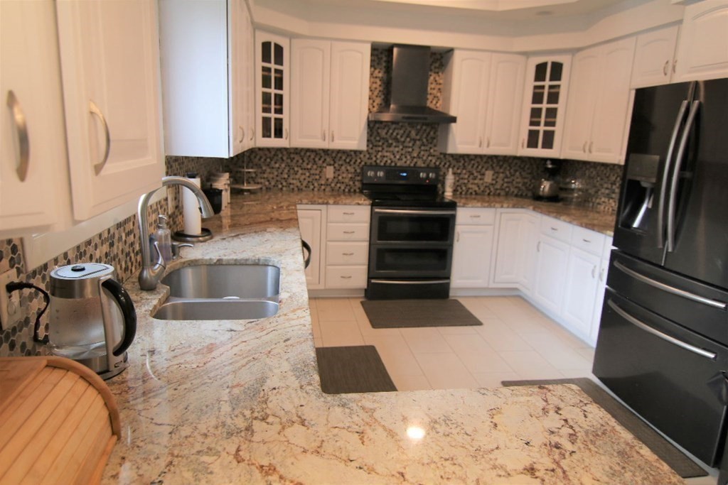 7 Reservoir Road Southwick, MA 01077 - Photo 8 of 28 Gallery Image 8
