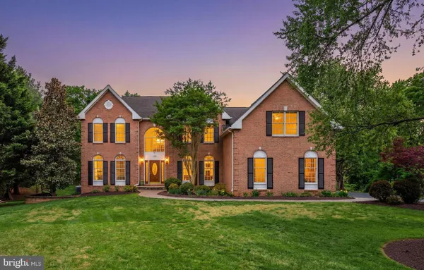 $1,450,000 | 1702 Landon Hill Road, Vienna, VA 22182