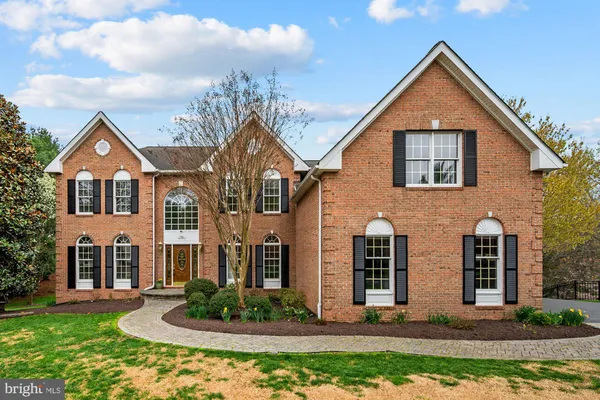 $1,500,000 | 1702 Landon Hill Road, Vienna, VA 22182