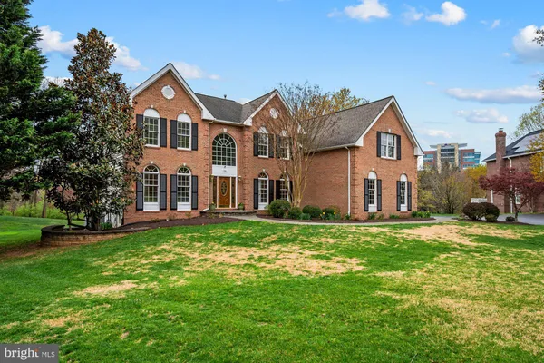 $1,500,000 | 1702 Landon Hill Road, Vienna, VA 22182