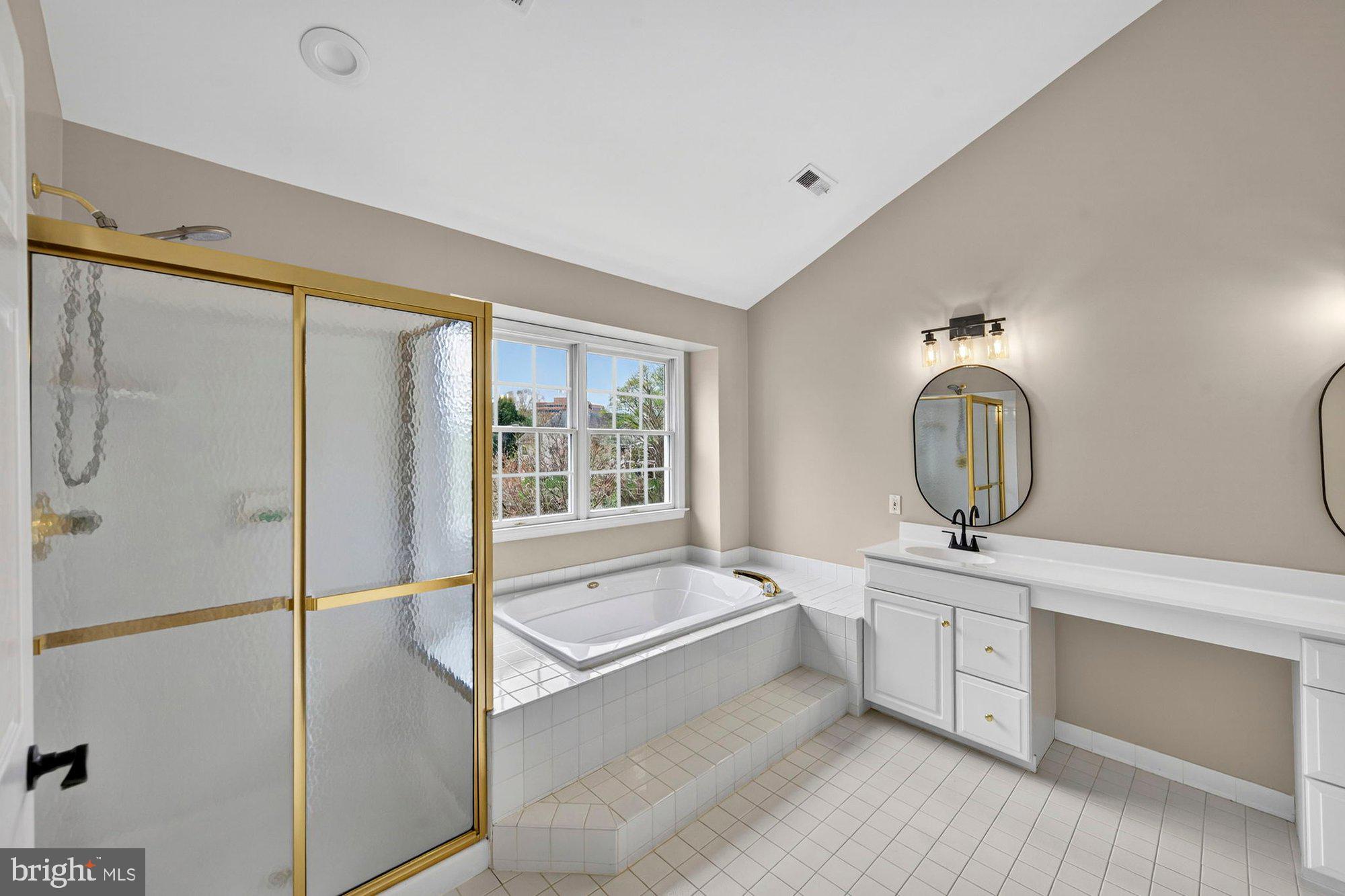 1702 Landon Hill Road Vienna, VA 22182 - Photo 46 of 111