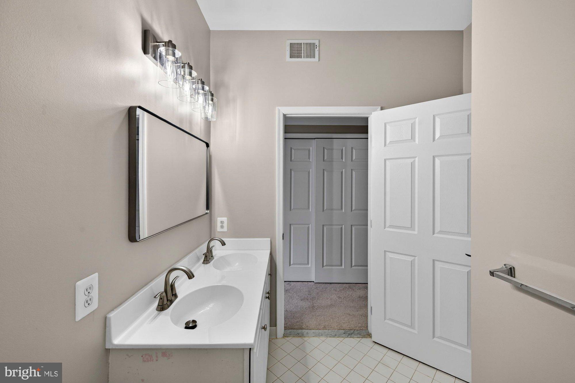 1702 Landon Hill Road Vienna, VA 22182 - Photo 58 of 111