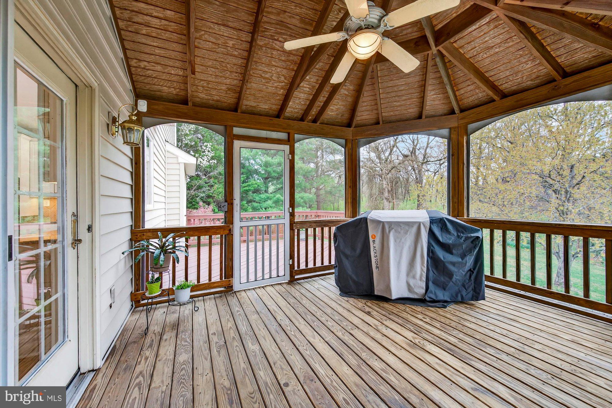 1702 Landon Hill Road Vienna, VA 22182 - Photo 79 of 111