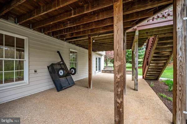 $1,500,000 | 1702 Landon Hill Road, Vienna, VA 22182