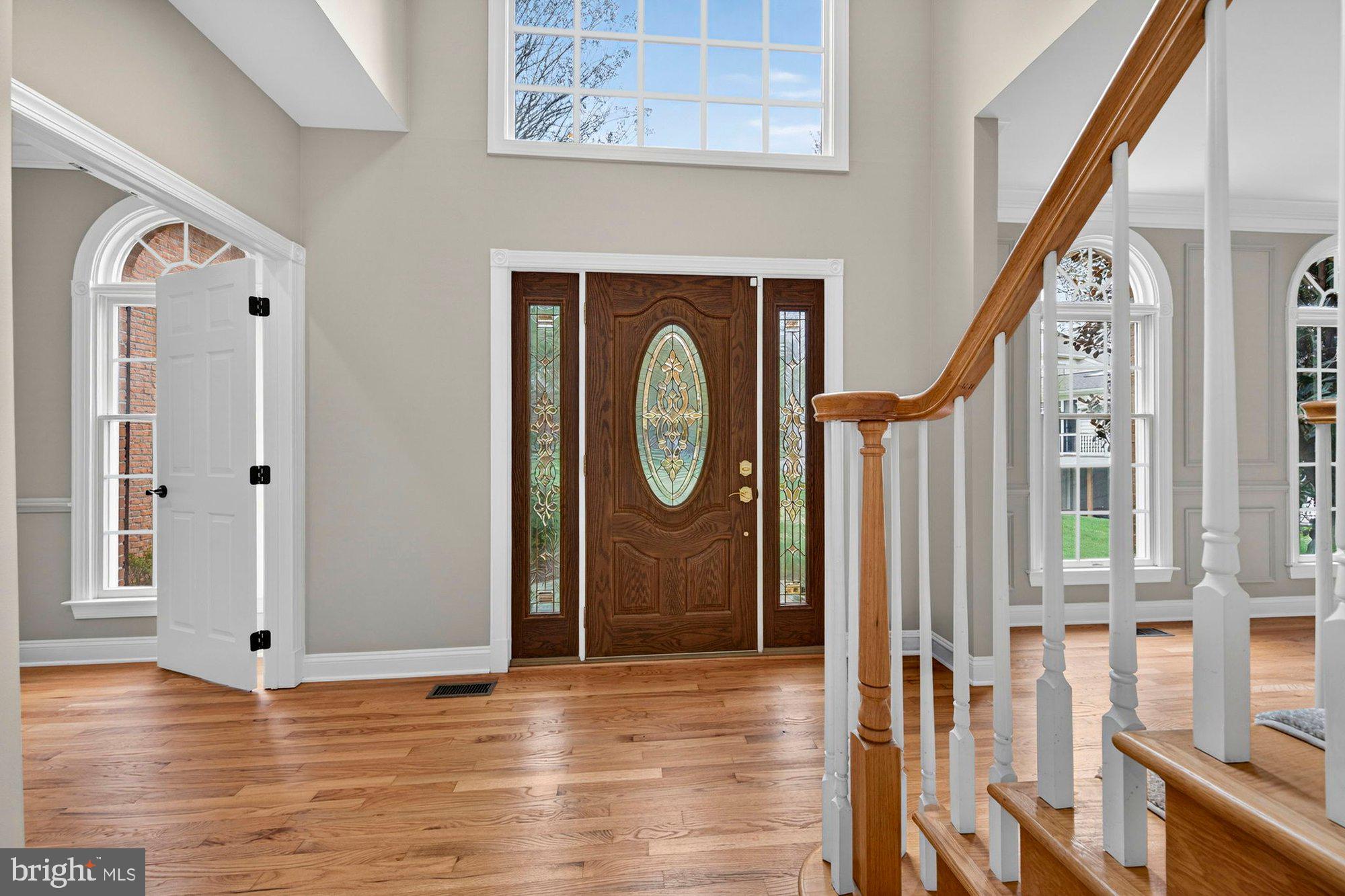 1702 Landon Hill Road Vienna, VA 22182 - Photo 9 of 111