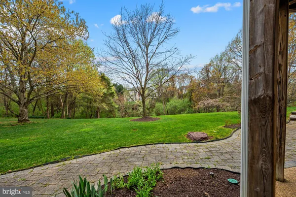 $1,500,000 | 1702 Landon Hill Road, Vienna, VA 22182