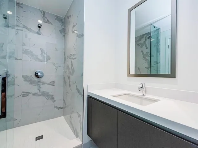 $4,350 | 851 Northeast 1st Avenue, Unit 3500, Miami, FL 33132