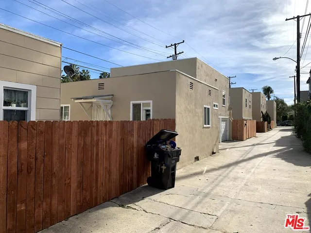 $1,900,000 | 435 West 11th Street, Long Beach, CA 90813