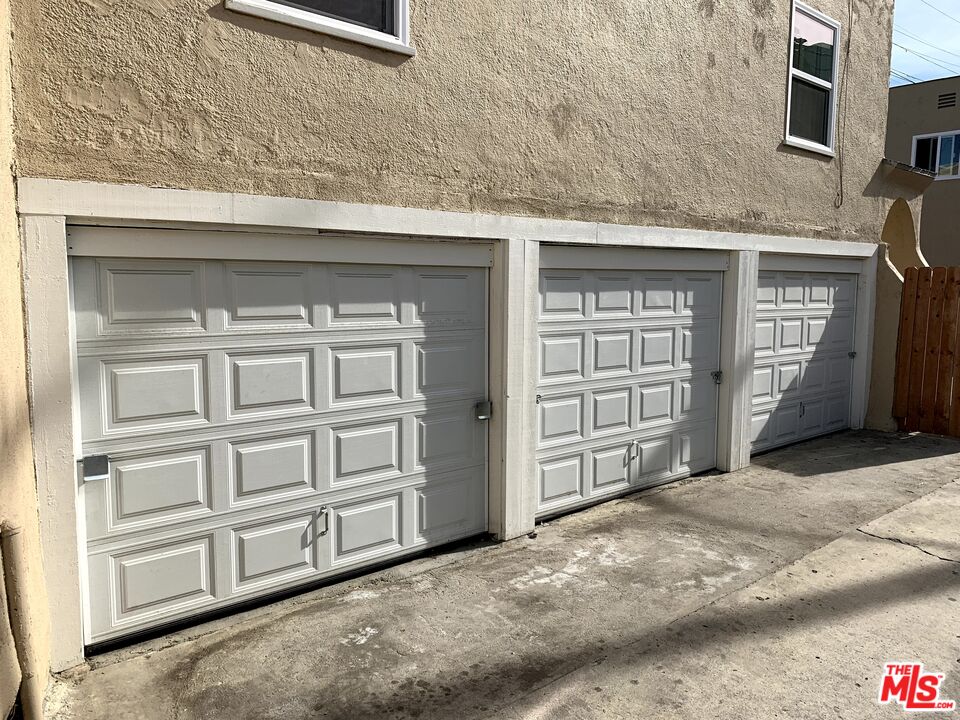 435 West 11th Street Long Beach, CA 90813 - Photo 8 of 11 a view of a house with a garage