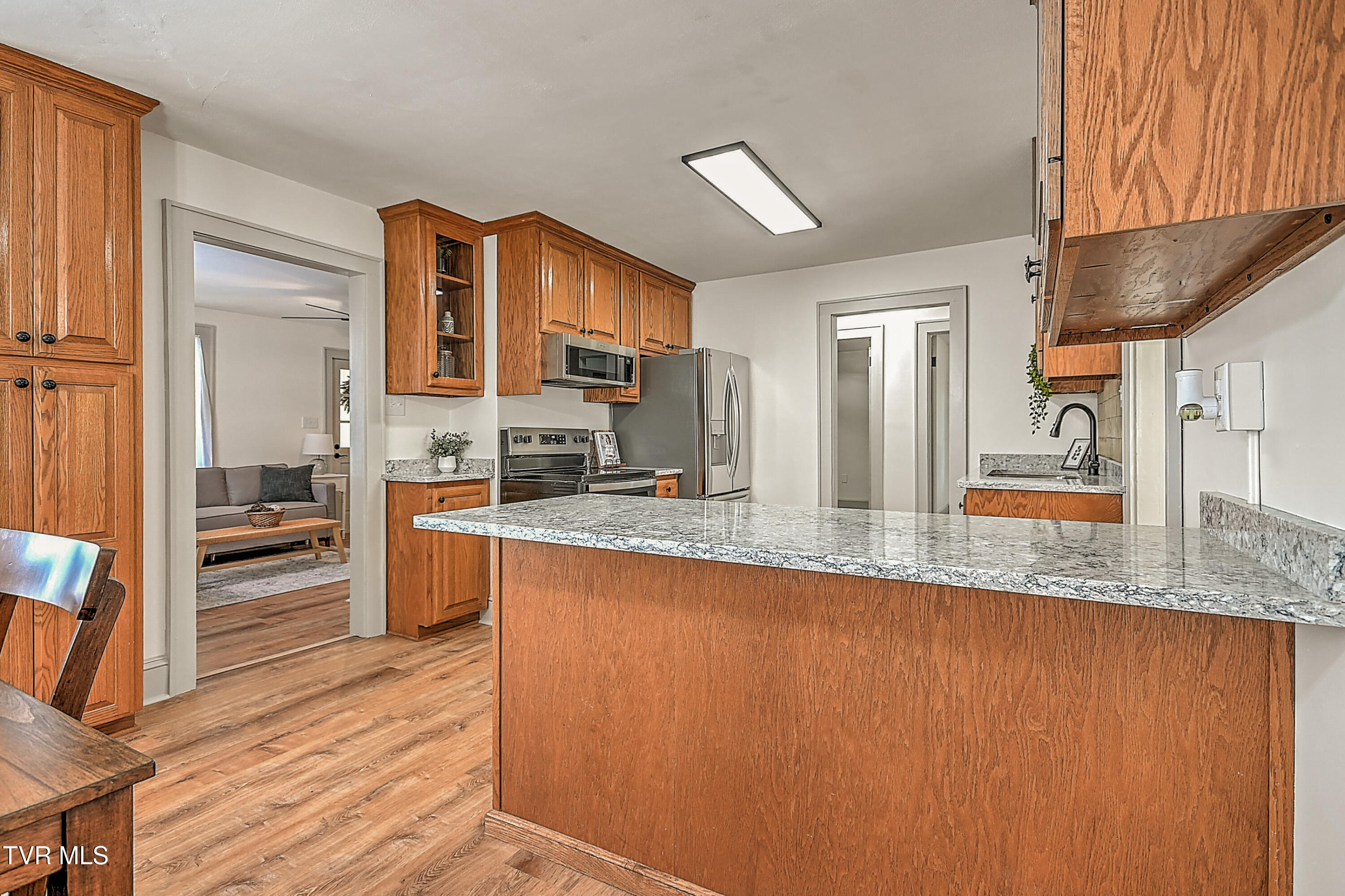 496 Pleasant Grove Road Bluff City, TN 37618 - Photo 28 of 39 496 Pleasant Grove KB-20