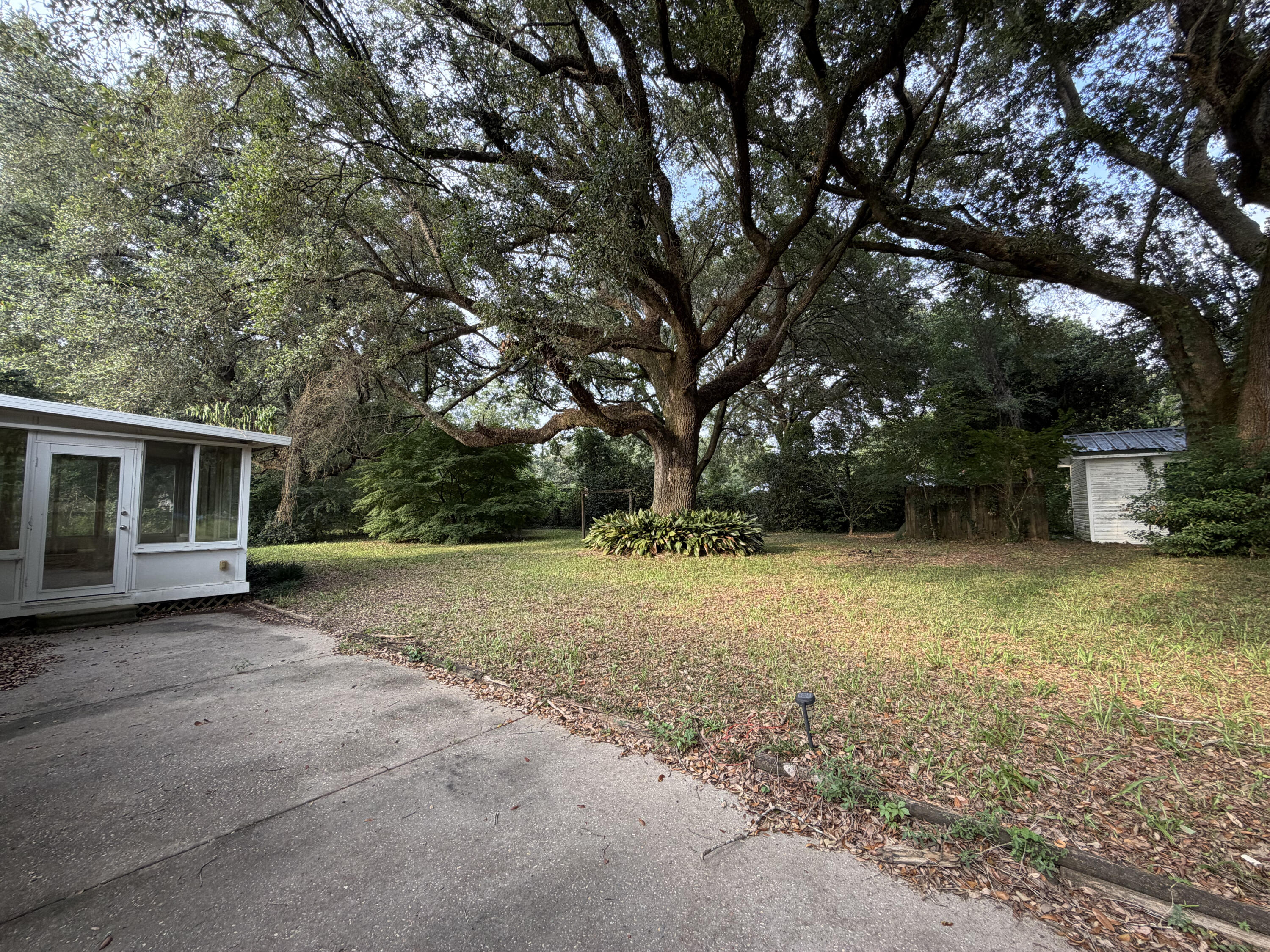 5426 Berryhill Road Milton, FL 32570 - Photo 10 of 23 IMG_4997