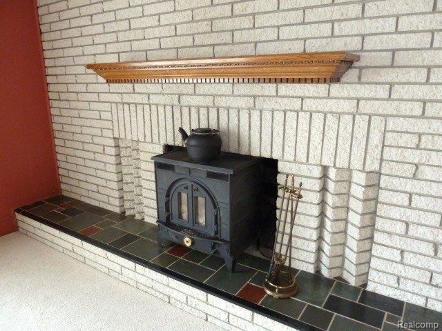 7271 Riverside Drive Algonac, MI 48001 - Photo 11 of 17 P1010892.JPG