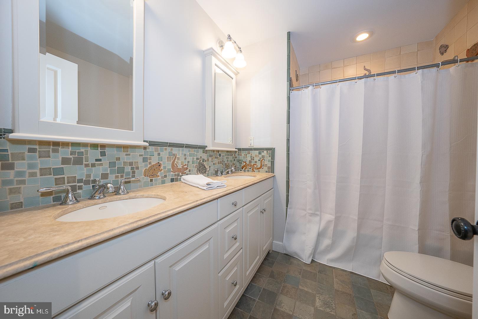 2048 Buttonwood Road Berwyn, PA 19312 - Photo 54 of 75 Gallery Image 54