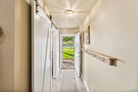 $599,000 | 4416 County Road 117, Floresville, TX 78114