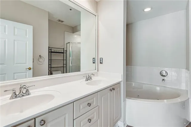 $2,500 | 3636 Habersham Road Northwest, Unit 1307, Atlanta, GA 30305