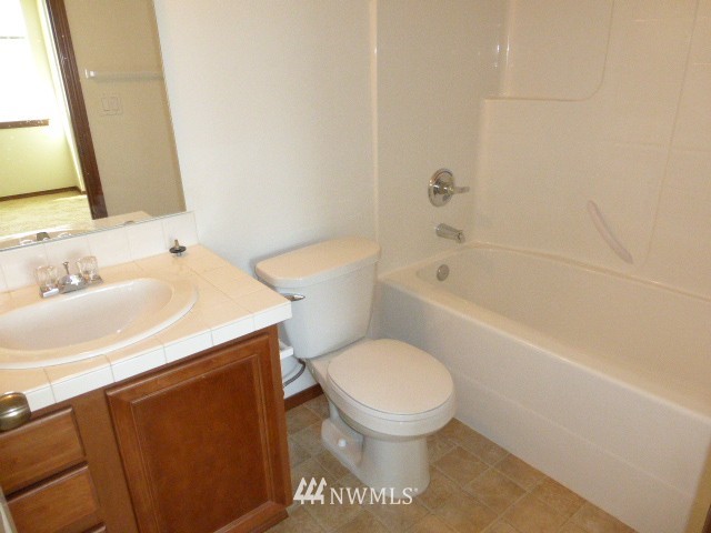21314 11th Drive Southeast Bothell, WA 98021 - Photo 18 of 19 Gallery Image 18