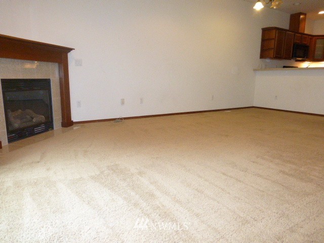 21314 11th Drive Southeast Bothell, WA 98021 - Photo 5 of 19 Gallery Image 5