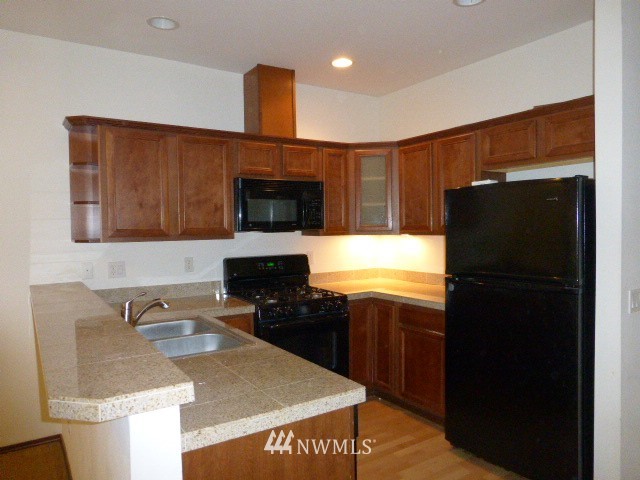 21314 11th Drive Southeast Bothell, WA 98021 - Photo 7 of 19 Gallery Image 7