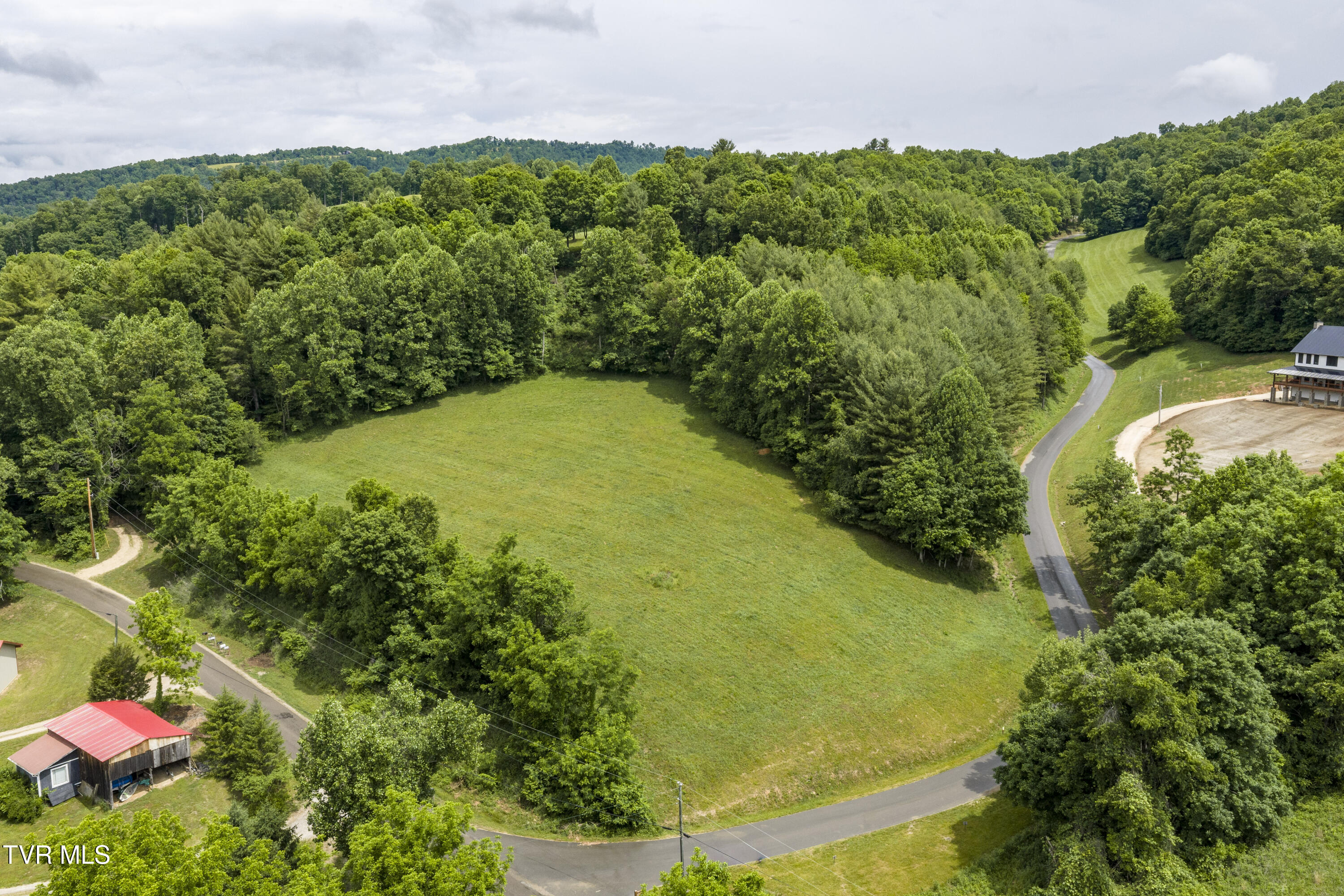 Lot 2 High Country Pvt Road, Unit 2 Butler, TN 37640 - Photo 4 of 32 Draft-4
