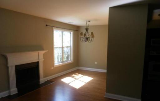 31 Foxcroft Road, Unit 111 Naperville, IL 60565 - Photo 4 of 10
