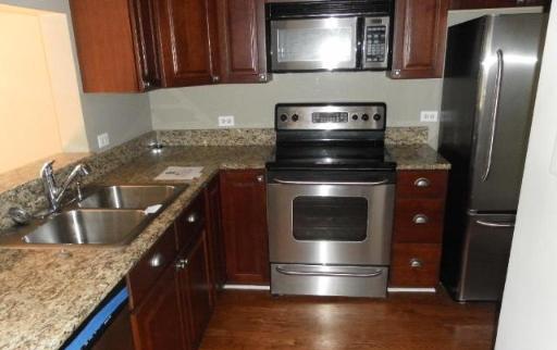 31 Foxcroft Road, Unit 111 Naperville, IL 60565 - Photo 7 of 10
