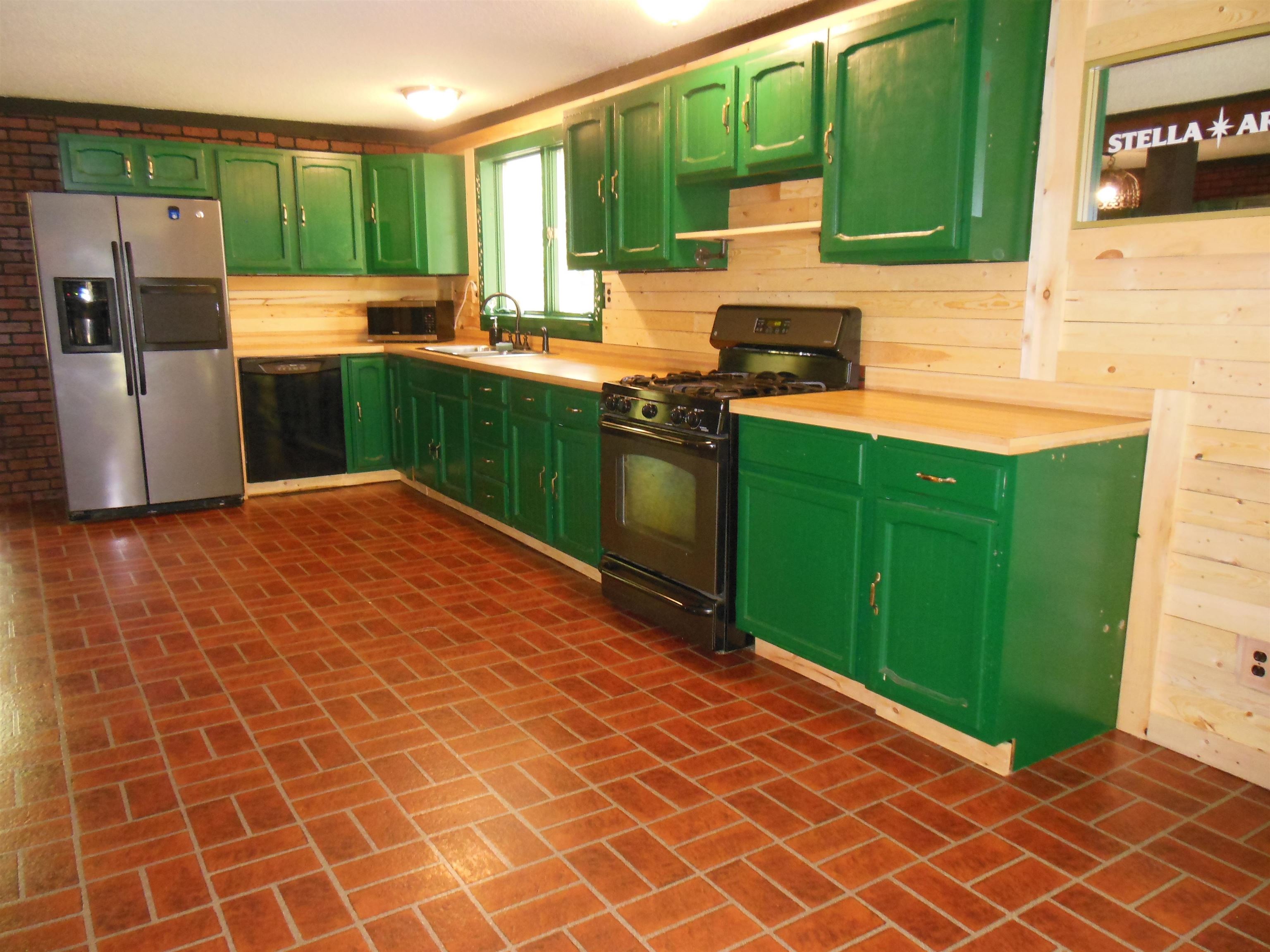 5871 Edith Schneider Road Harrison, MI 48625 - Photo 18 of 49