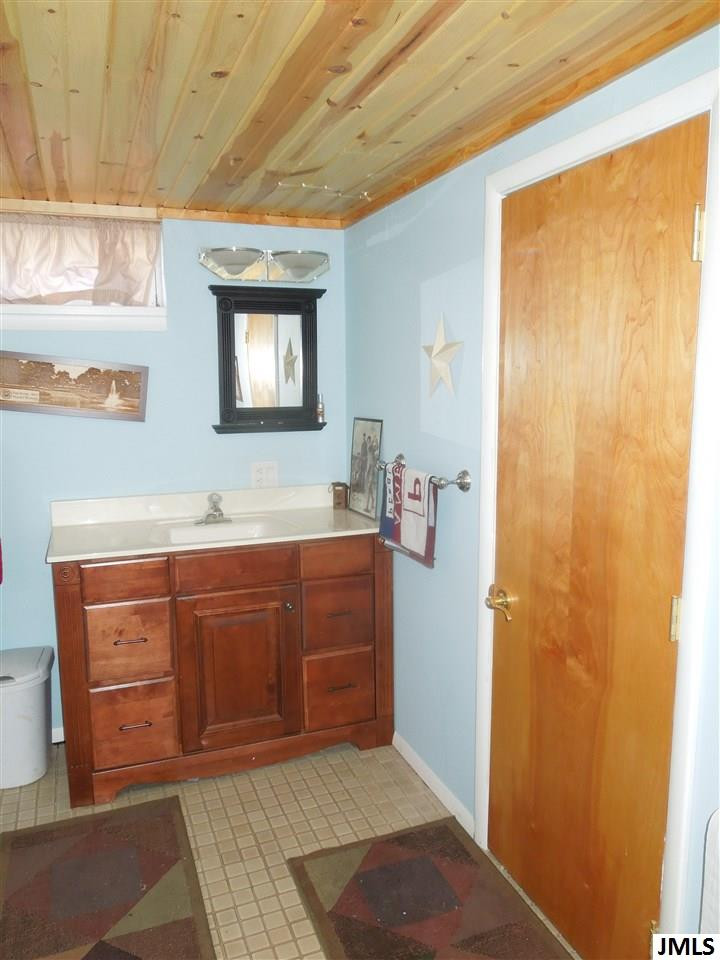 4001 Donnely Road Jackson, MI 49201 - Photo 31 of 35 Photo 31