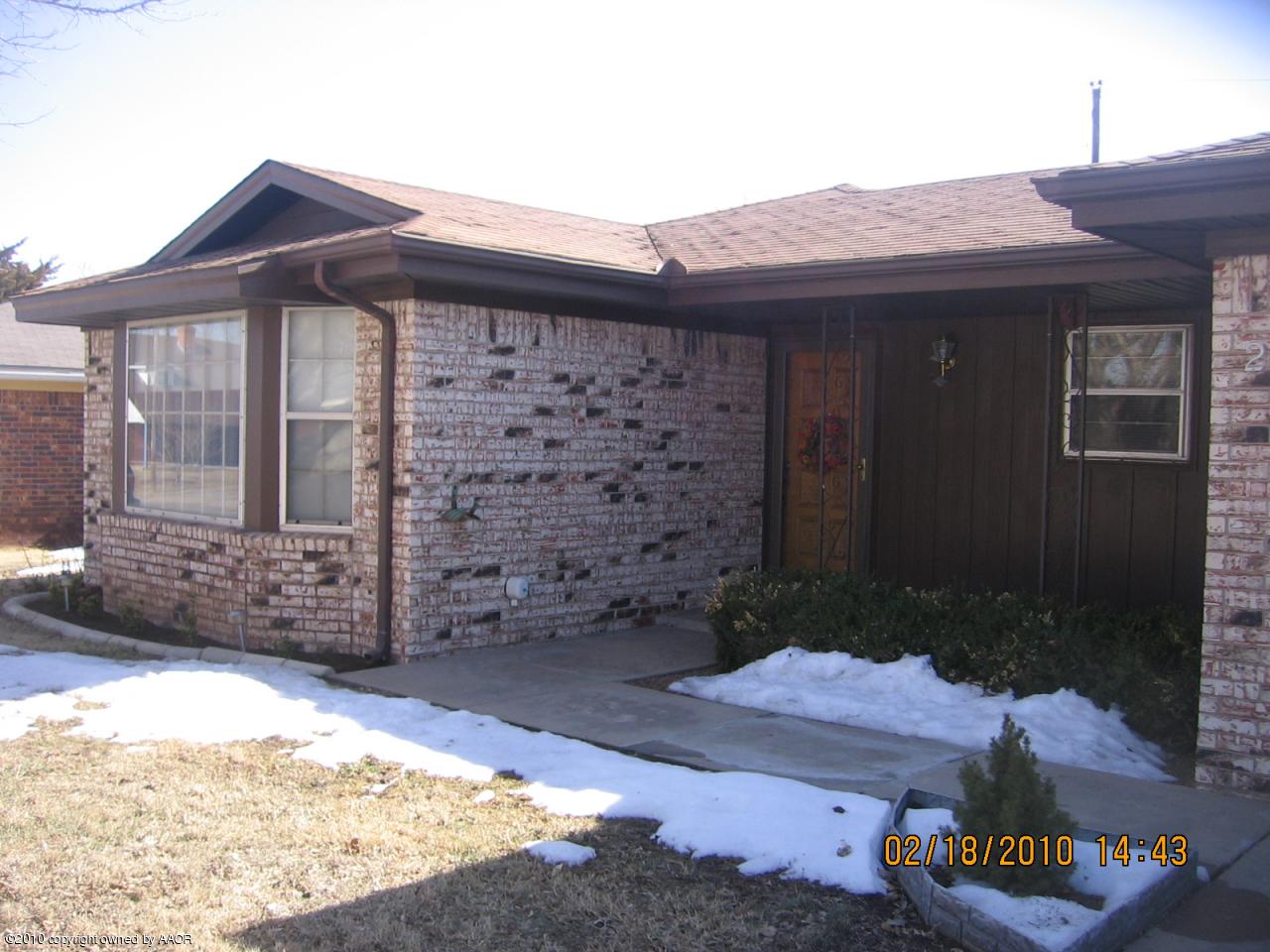 2603 Douglas Drive Amarillo, TX 79110 - Photo 2 of 20 FRONT PORCH